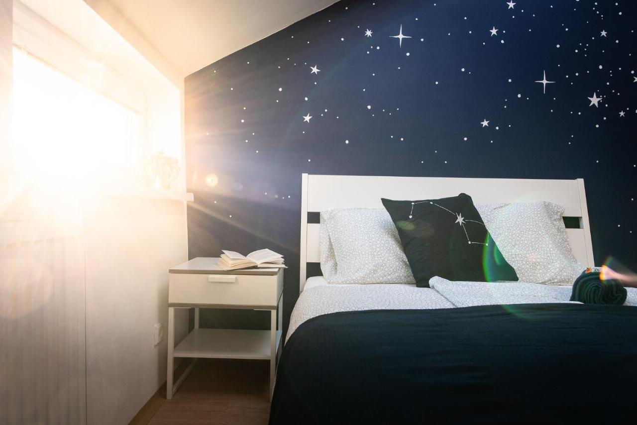 Apartment Night Sky -